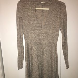 Beige/gray dress